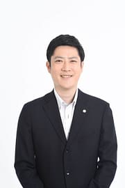 代表 高橋輝雄